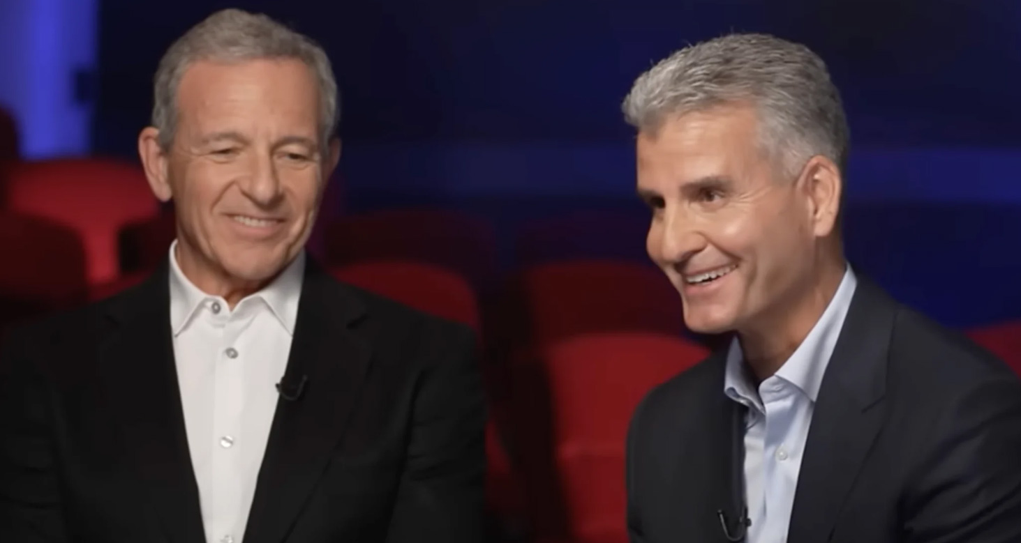 Josh D'Amaro et Bob Iger — Disneyland 70e anniversaire